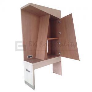 Courtyard by Marriott cabinet