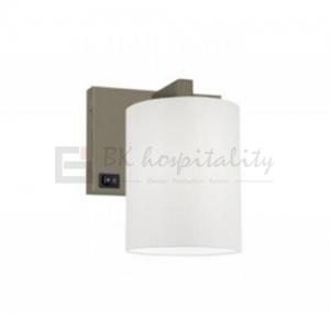 Holiday inn Express Formula Blue headboard lamps